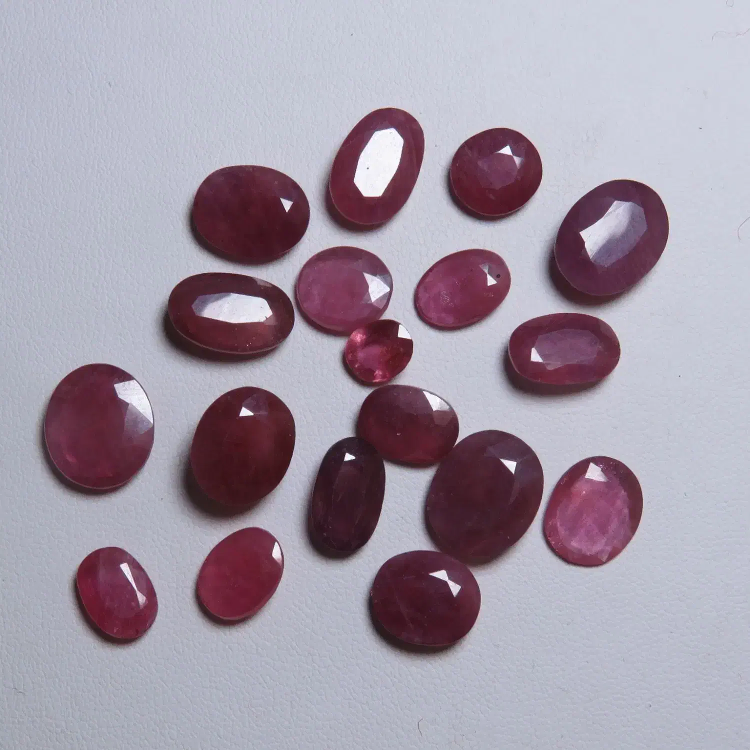 یاقوت سرخ آفریقایی صددرصد معدنی با ضمانت کیفیت|جواهرات|شاهرود, |دیوار