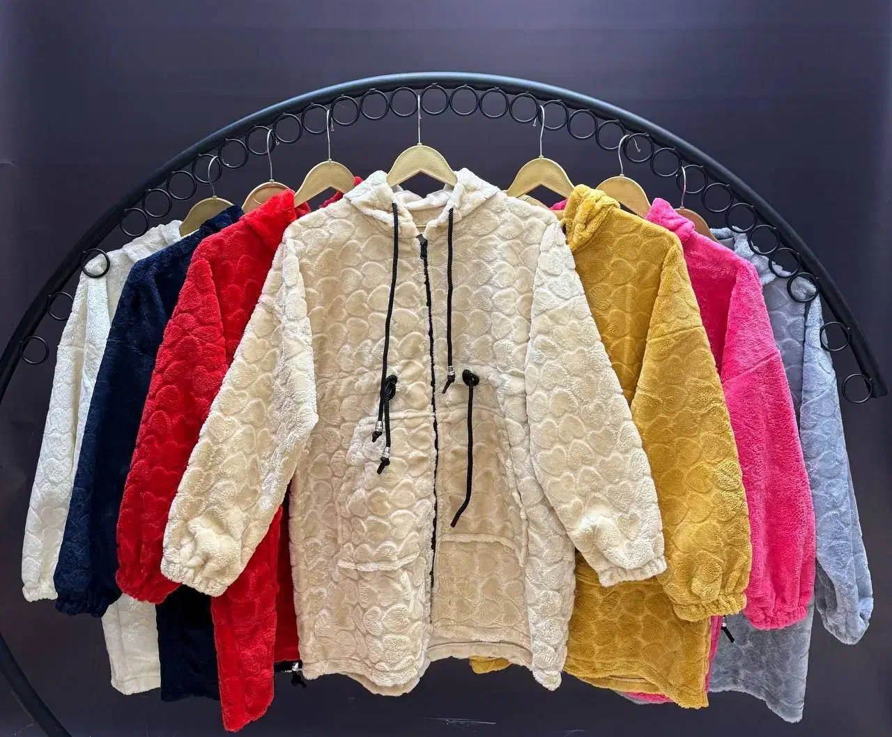 تدی قلبی|لباس|اسلامشهر, شهرک قائمیه|دیوار