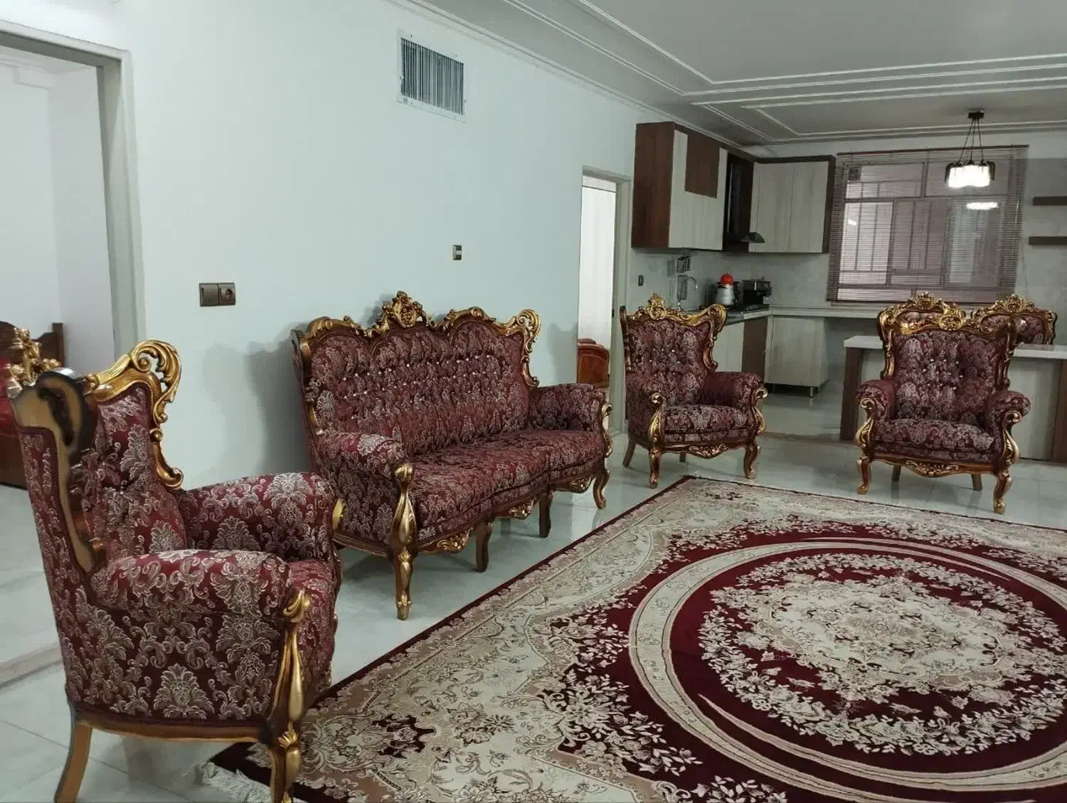 سوییت همکف/منزل/پارکینگ/نزدیک بیمارستان افشار|اجارهٔ کوتاه‌مدت آپارتمان و سوئیت|یزد, |دیوار