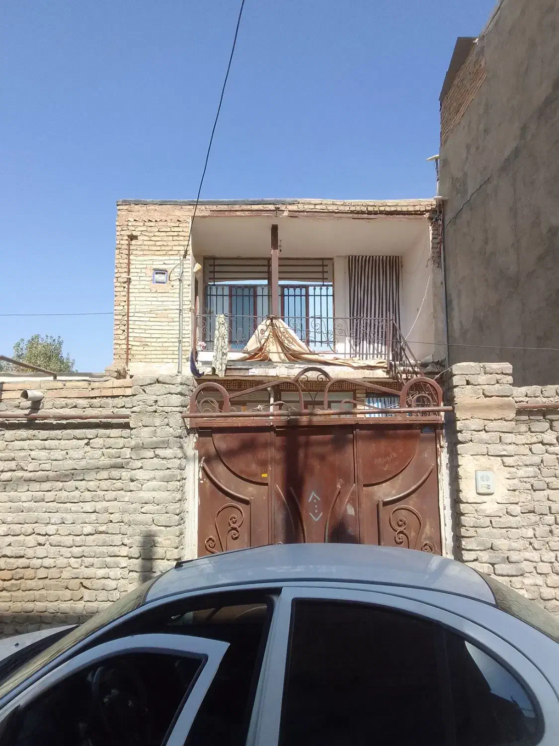 حیاط مسکونی دوطبقه|فروش خانه و ویلا|چناران, |دیوار