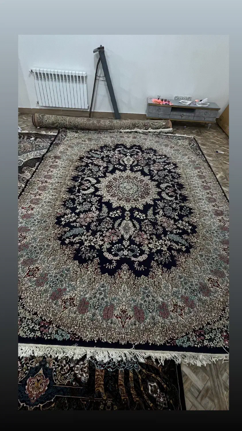 ۲ تخته فرش ۹ متری در حد نو|فرش|لاهیجان, گلستان|دیوار