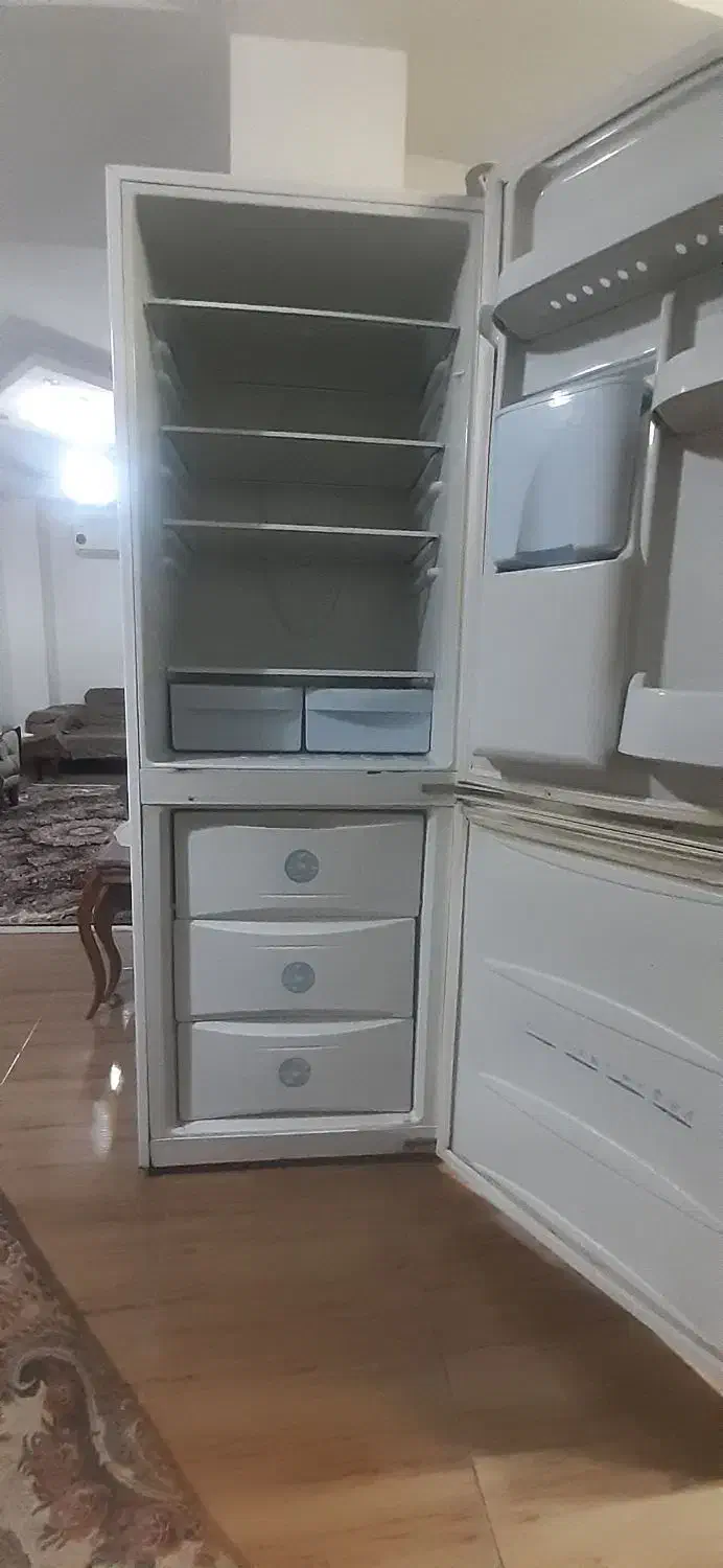 یخچال فریزر الکترواستیل|یخچال و فریزر|رشت, معلولین|دیوار