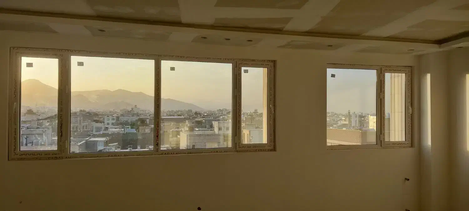 ساخت و تعمیرات وریگلاژ  درب و پنجرهupvc|خدمات پیشه و مهارت|مهاجران, |دیوار