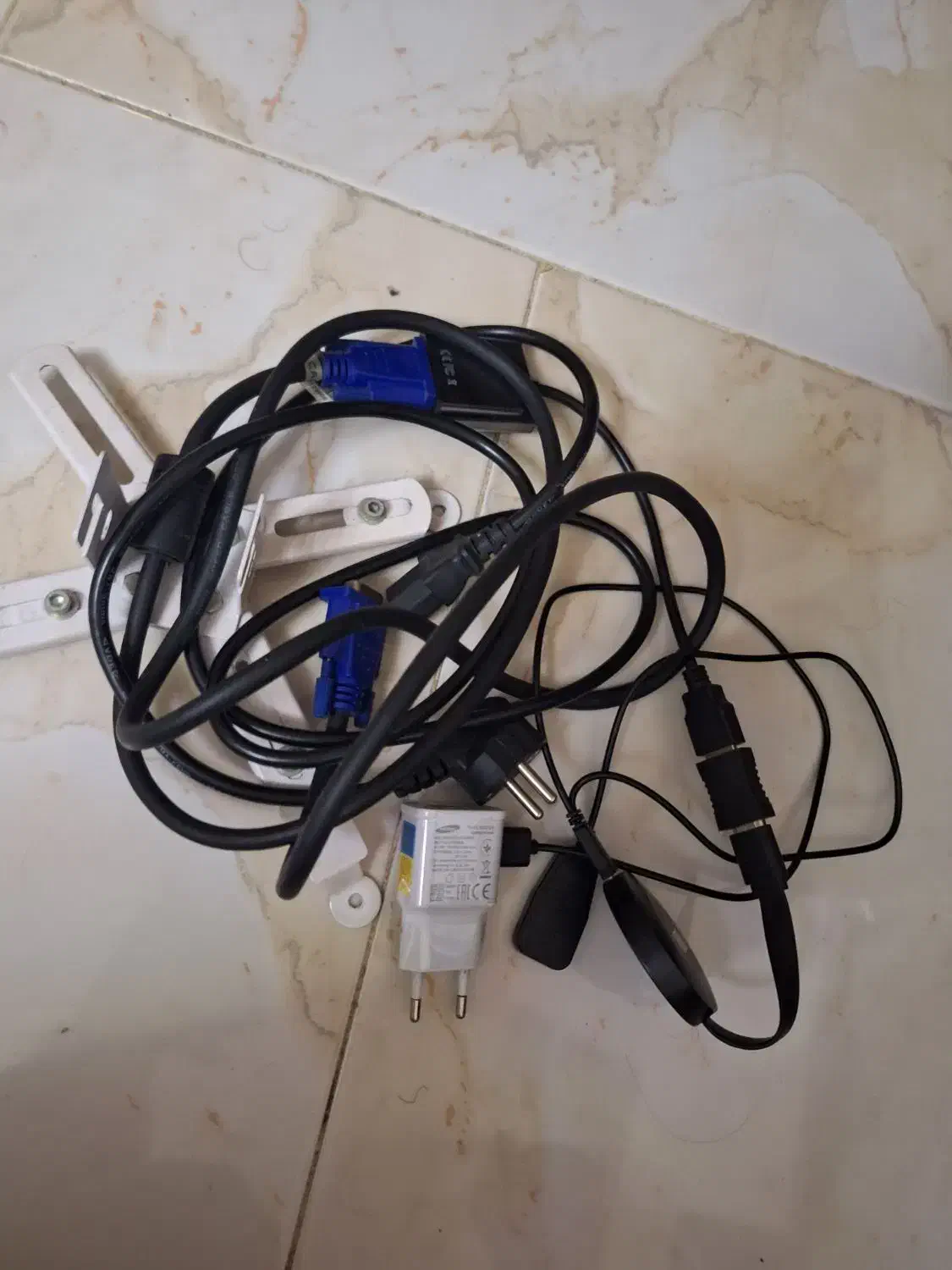 ویدیو پرژکتور|تلویزیون و پروژکتور|فردیس, شهرک ۱۱۰|دیوار