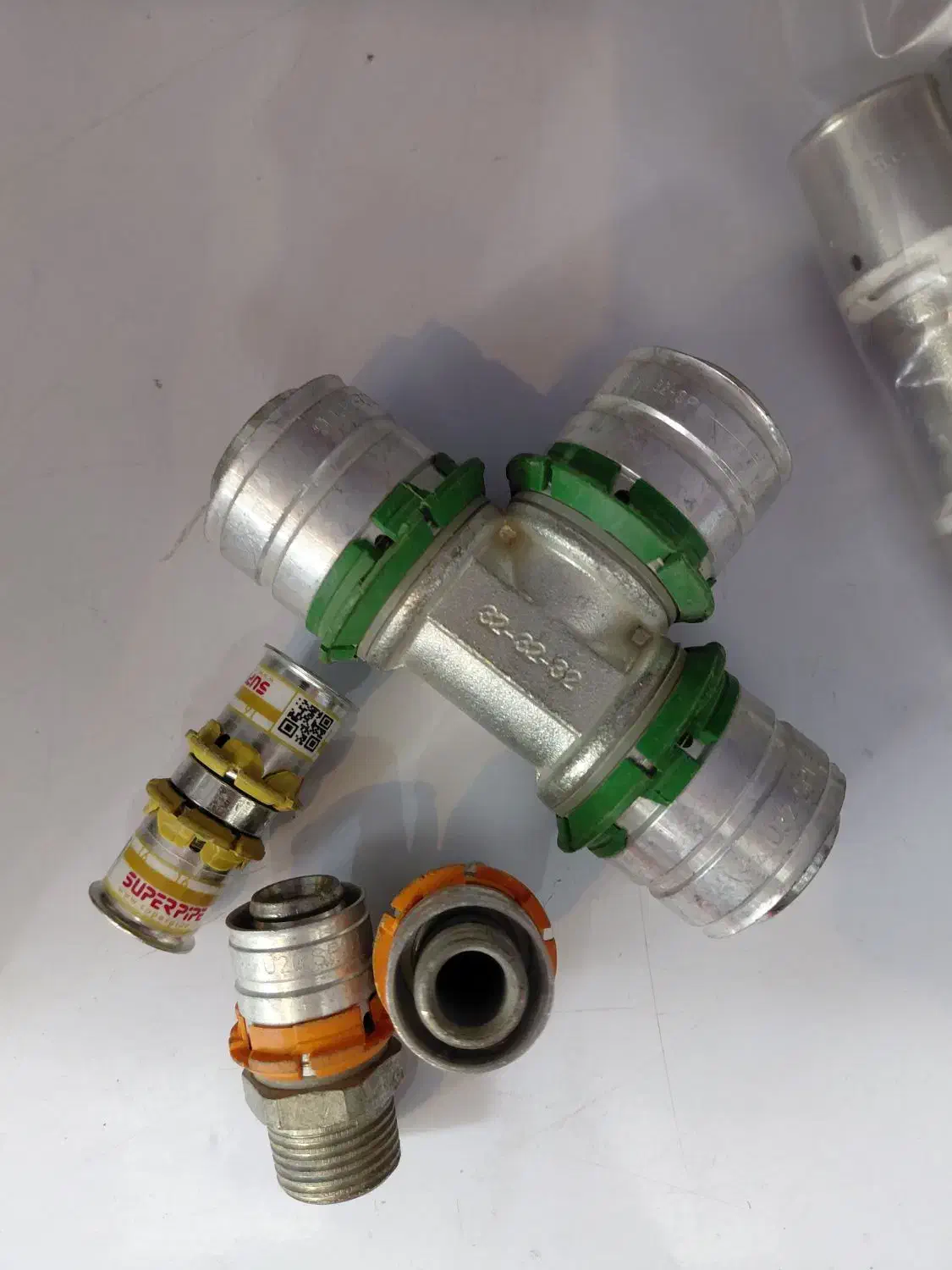 خرید و فروش لوله و اتصالات نیوپایپ سوپرپایپ|مصالح و تجهیزات ساختمان|تهران, پامنار|دیوار