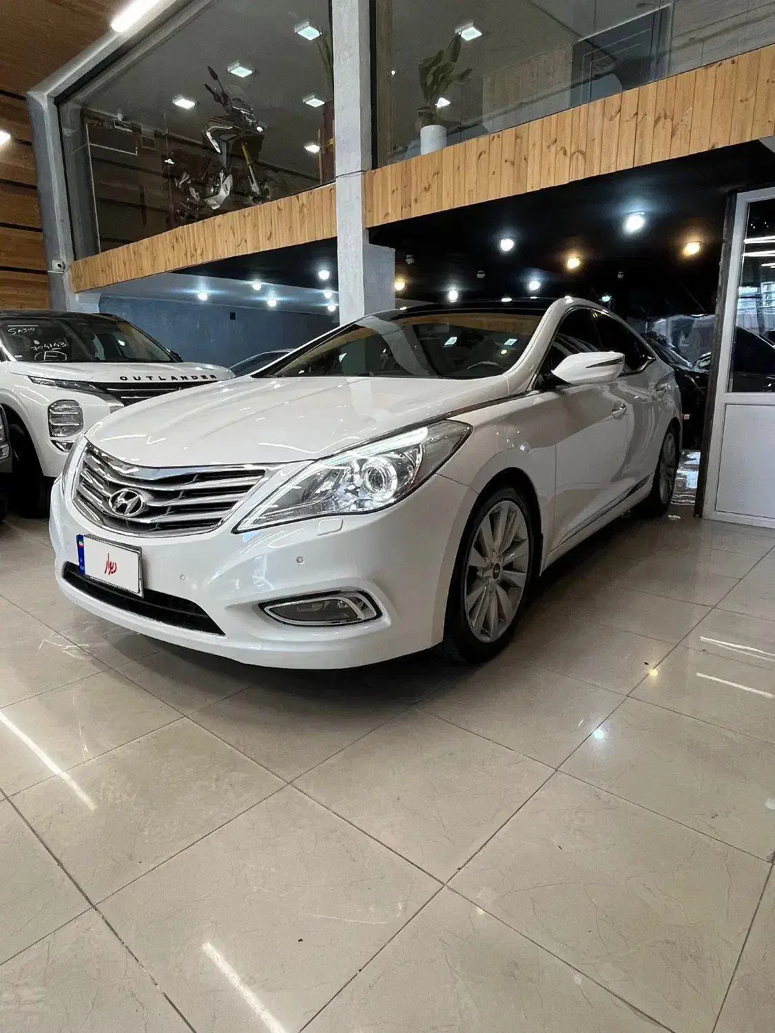 آزرا گرنجور ۲۰۱۵ فول کامل ۳۰۰۰cc|خودرو سواری و وانت|دزفول, |دیوار