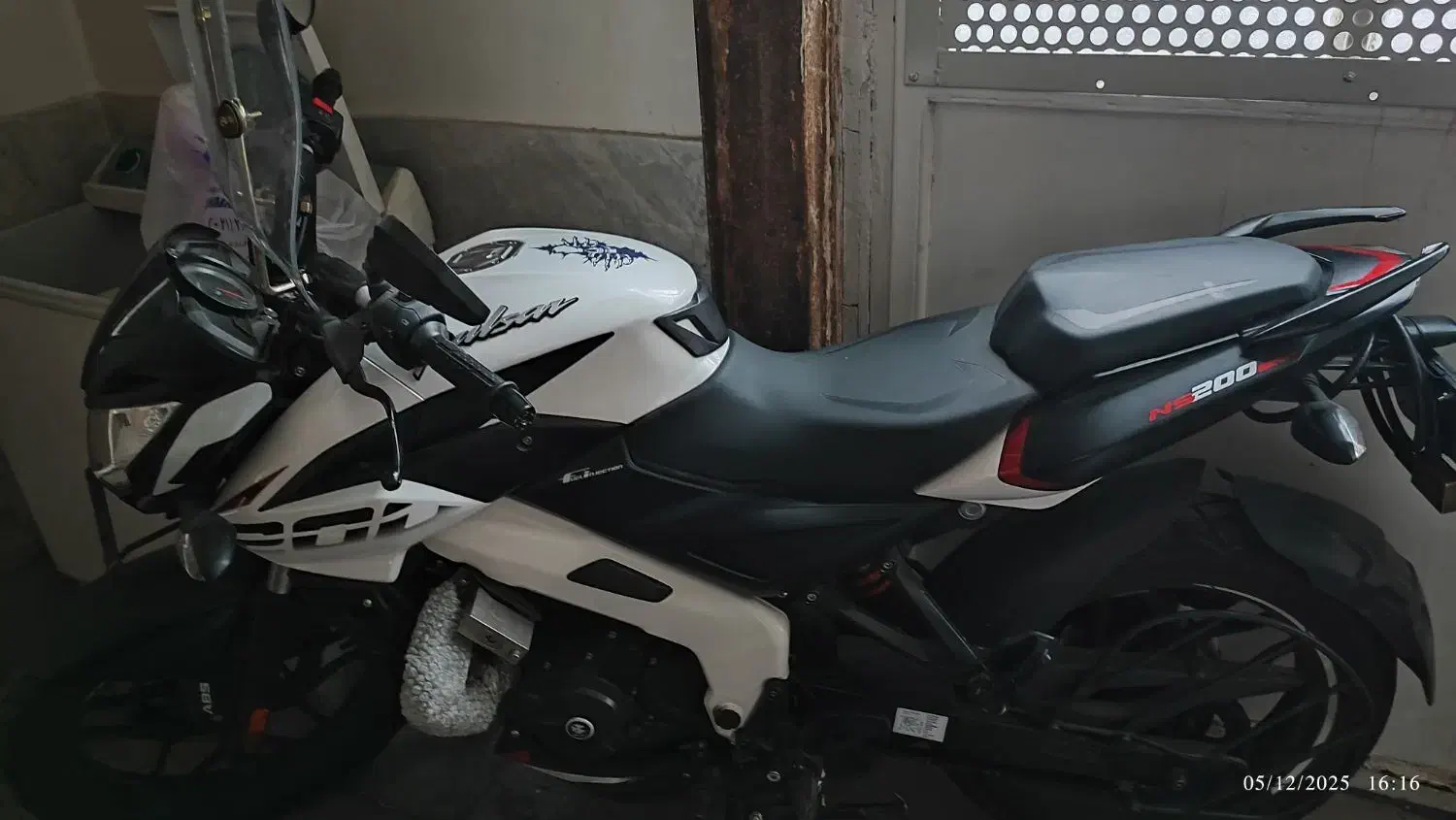 ان اس 200 مدل 1402 صفر|موتورسیکلت|تهران, آهنگ|دیوار
