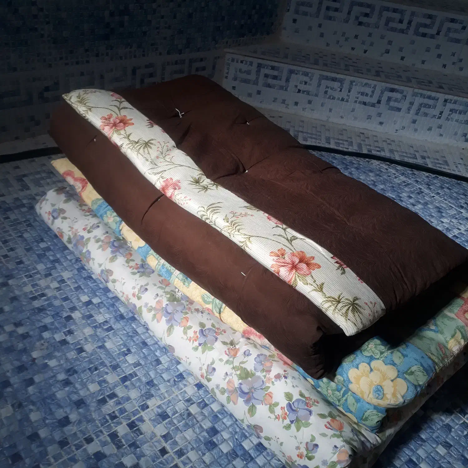 ۳ عدد تشک پنبه ای یک‌نفره|رختخواب، بالش، پتو|سبزوار, قلعه‌نو دهزار|دیوار