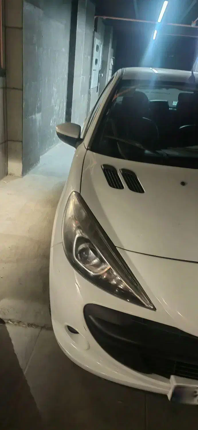 207 مدل 1401 سقف فلز|خودرو سواری و وانت|شیراز, ارم|دیوار