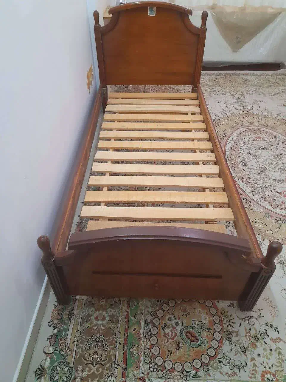 تخت یک نفره|تخت و سرویس خواب|مشهد, هفده شهریور|دیوار