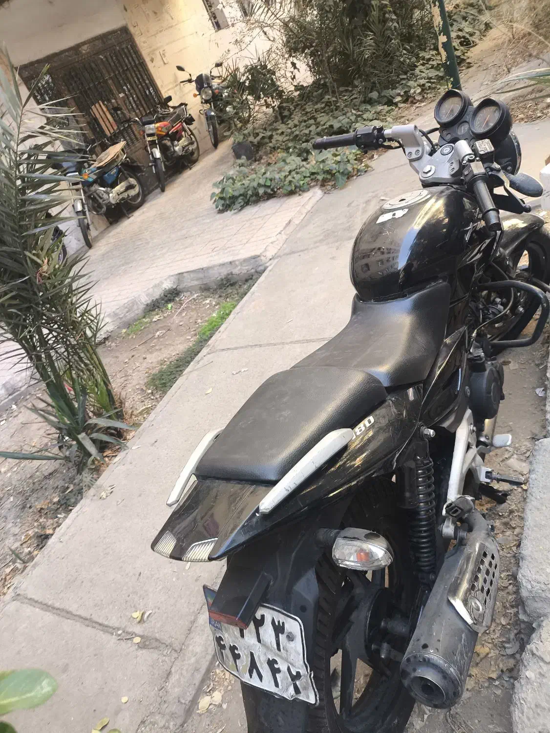 ۱۸۰ پالس ug4 ns آپاچی|موتورسیکلت|تهران, بروجردی|دیوار