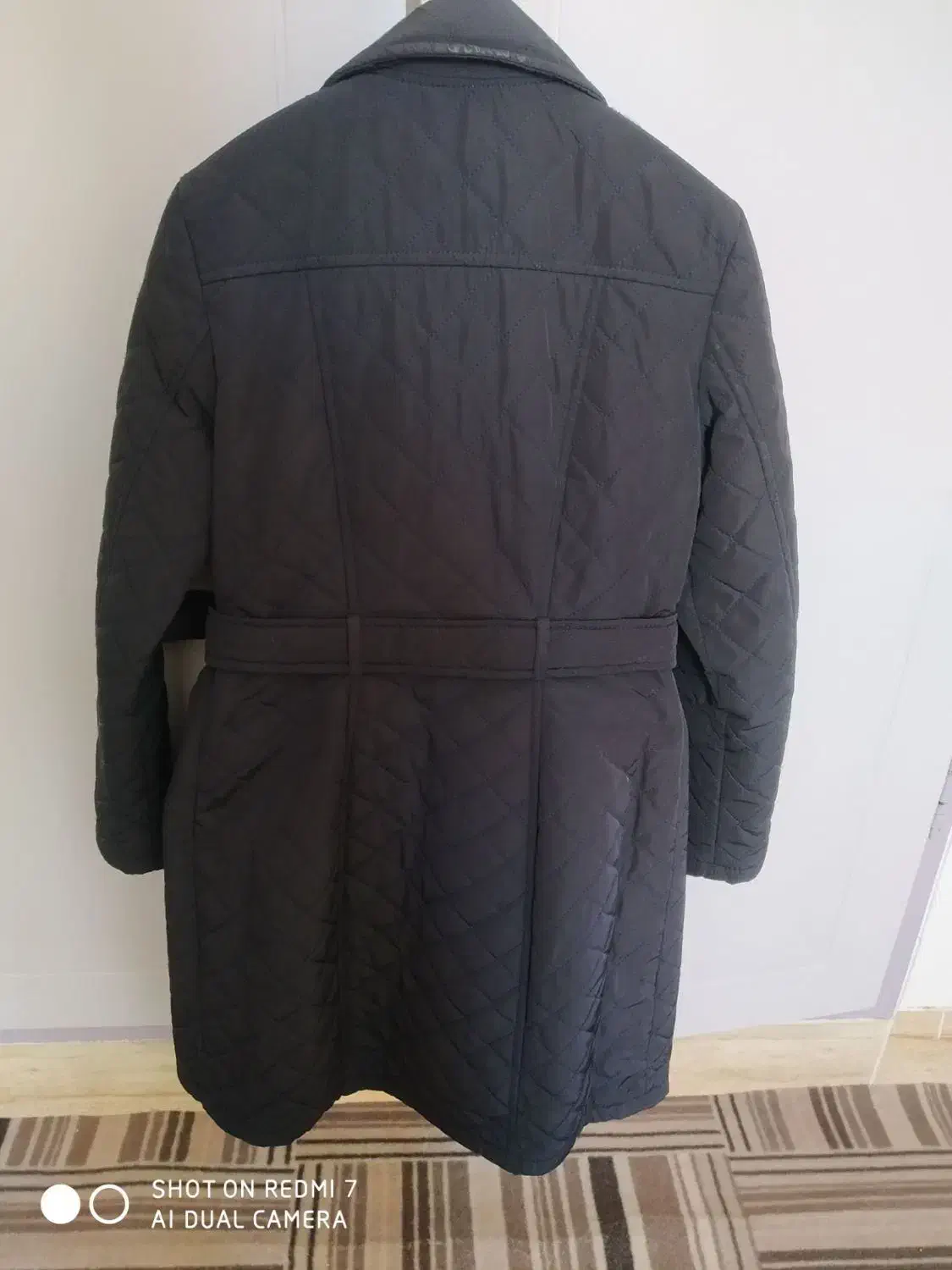 کاپشن|لباس|بیرجند, |دیوار