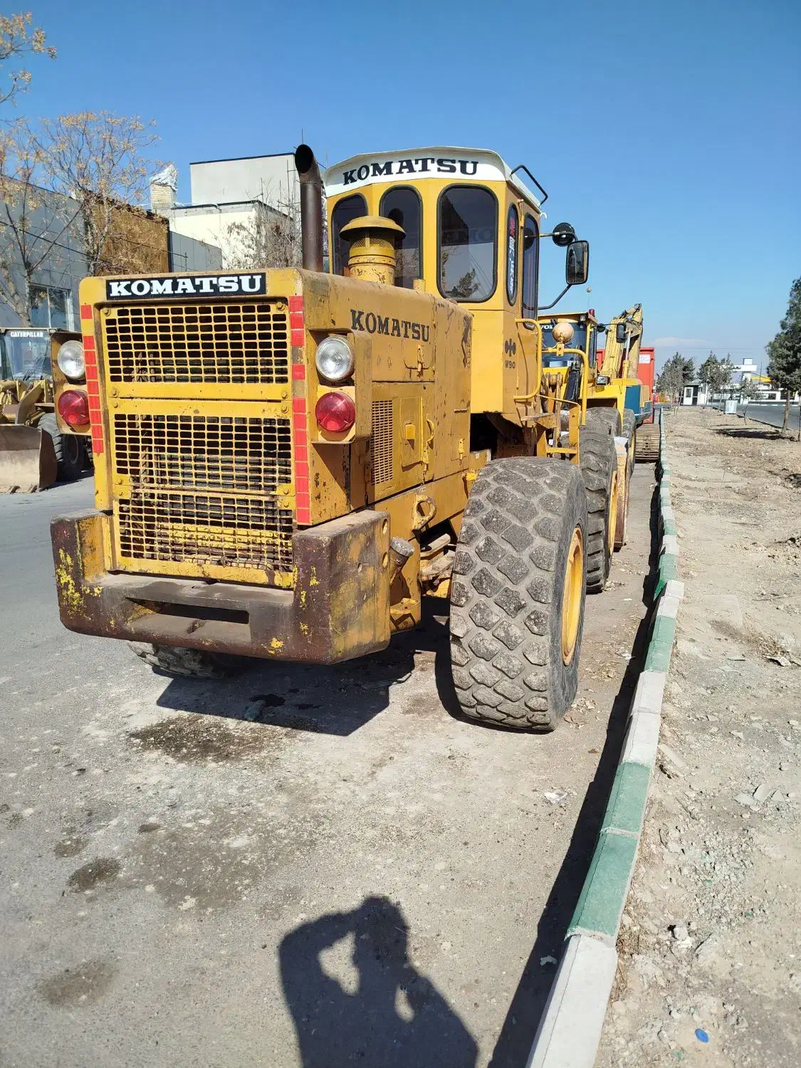 لودر کوماتسو 90لودر|خودرو سنگین|اسلامشهر, ملکآباد|دیوار