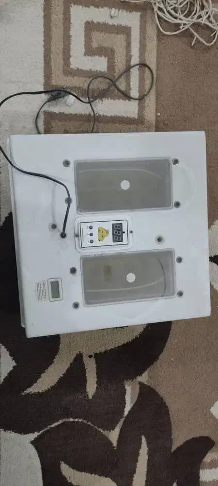 سلام  یک دستگاه جوجه کشی|ماشین‌آلات صنعتی|منوجان, |دیوار