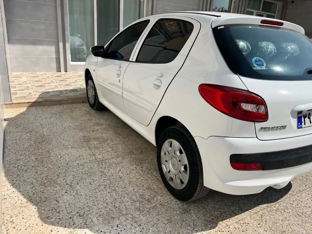 ۲۰۷دنده سقف فلز مدل ۱۴۰۴|خودرو سواری و وانت|زرقان, |دیوار