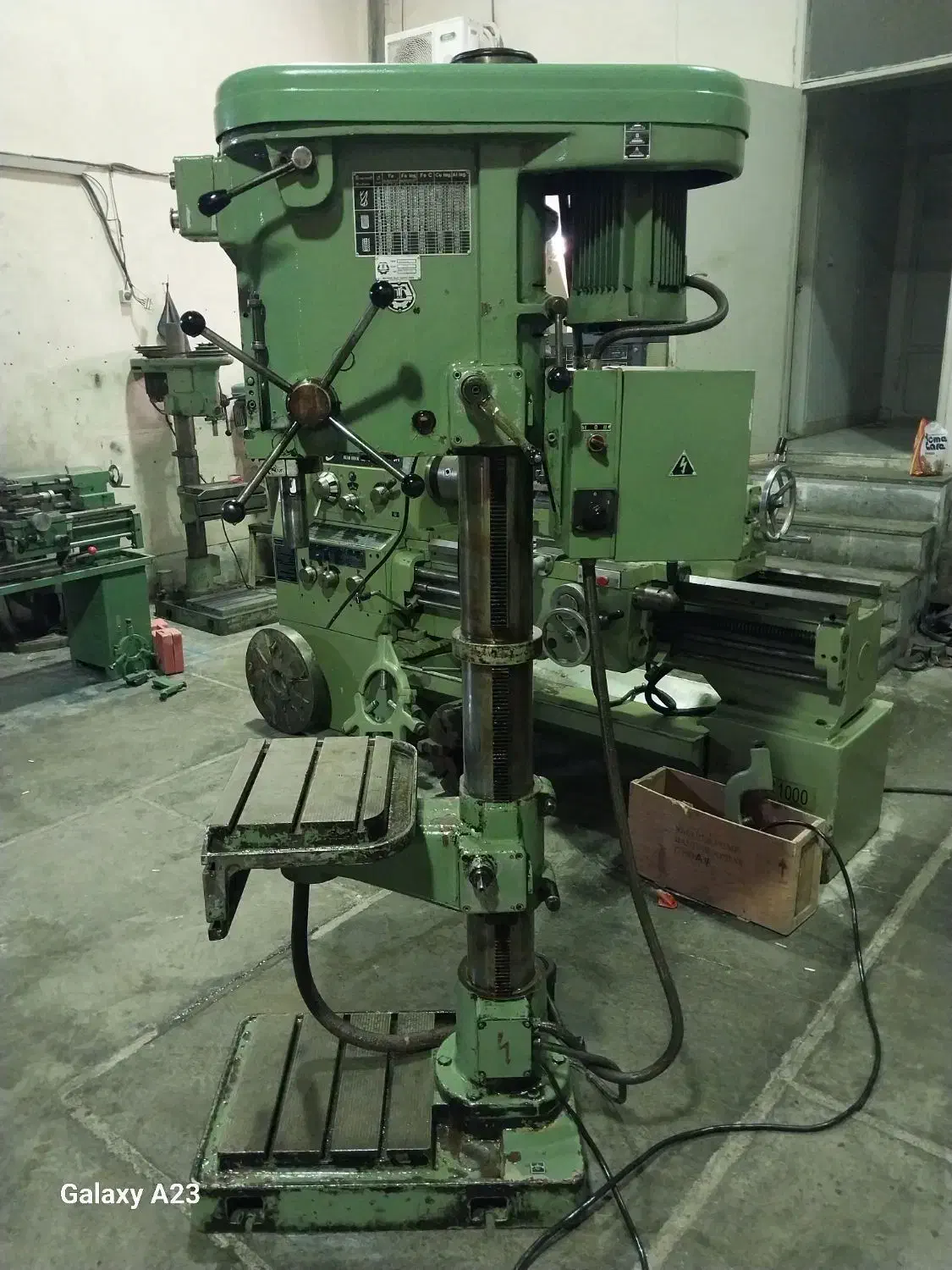 تراش دریل ۳۲ تبریز مدل ۸۰ ۲میز (۱۸ دور درحد اکبند)|ماشین‌آلات صنعتی|تهران, اتحاد|دیوار