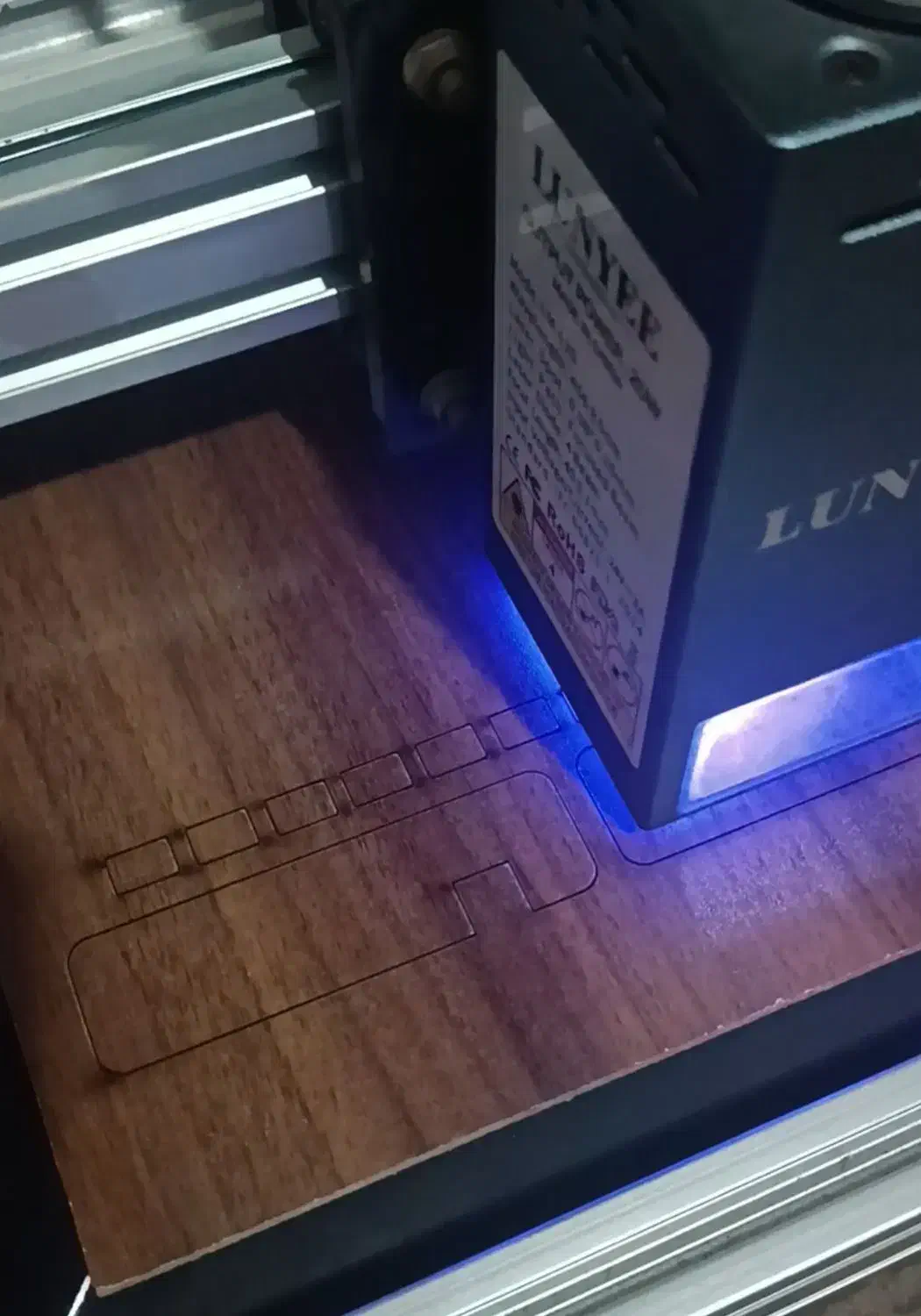 دستگاه برش لیزر غیرفلزات ۴۰در۶۰|ماشینآلات صنعتی|مهریز, |دیوار