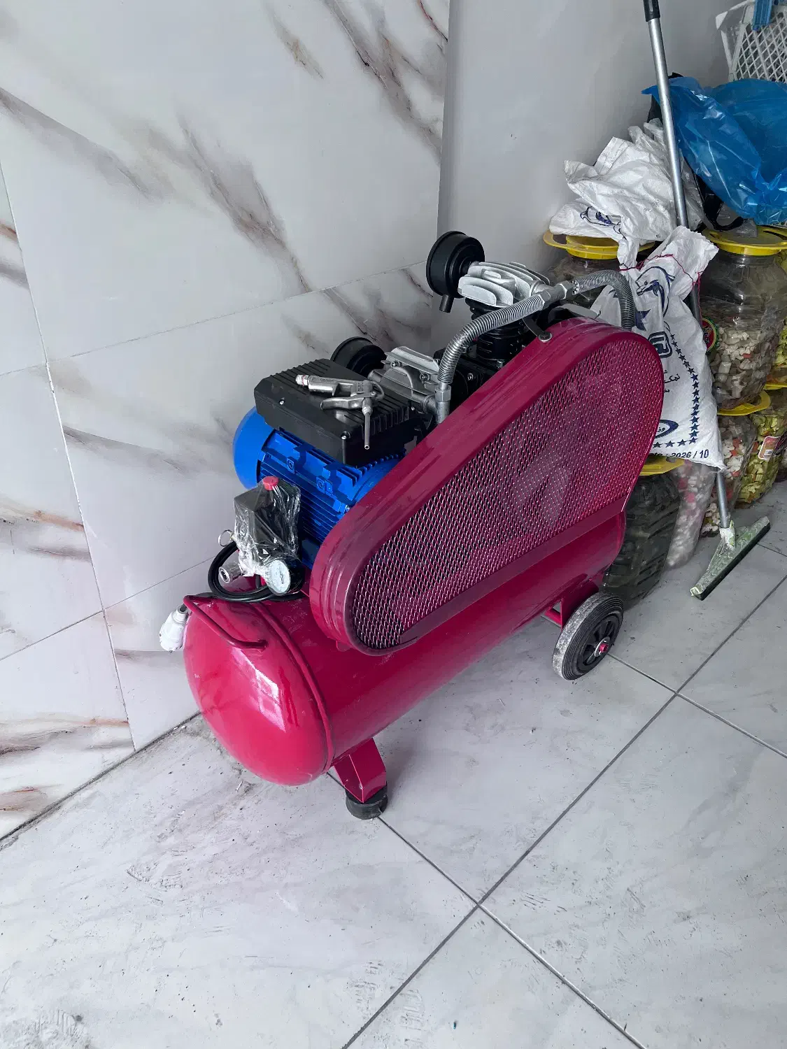 پمپ باد|ابزارآلات|مهاباد (آذربایجان غربی), |دیوار