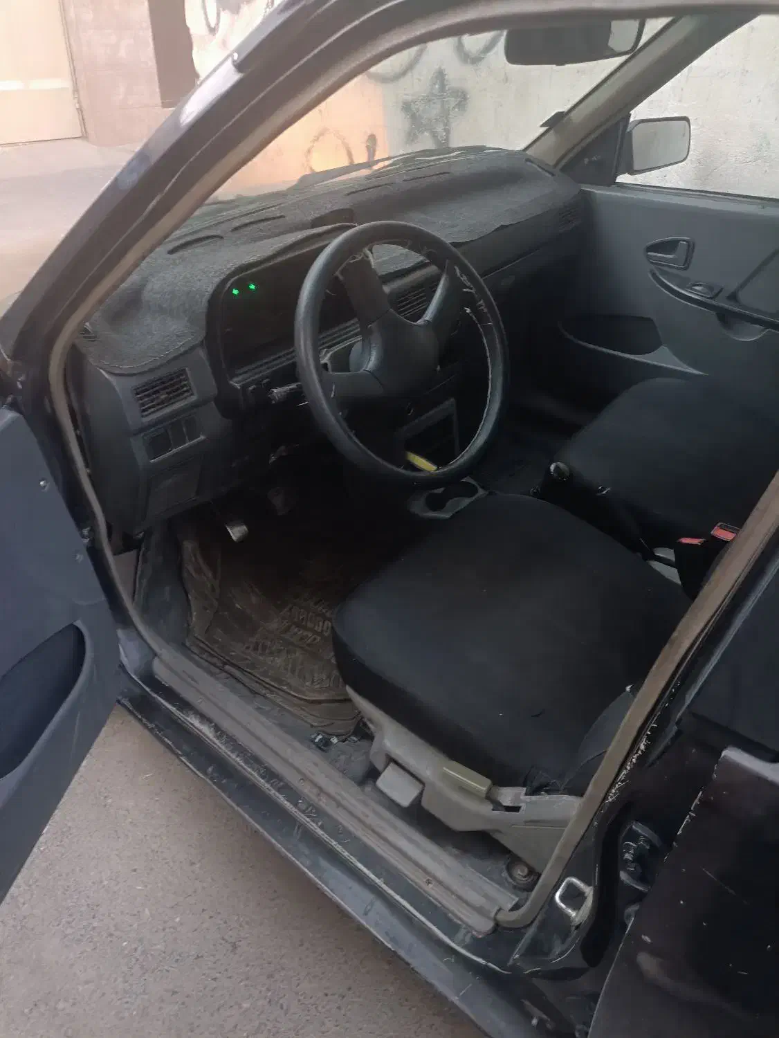 پراید ۸۳کامل.انژکتور دوگانه سی آن جی دستی.دزگیر|خودرو سواری و وانت|خمینی‌شهر, |دیوار