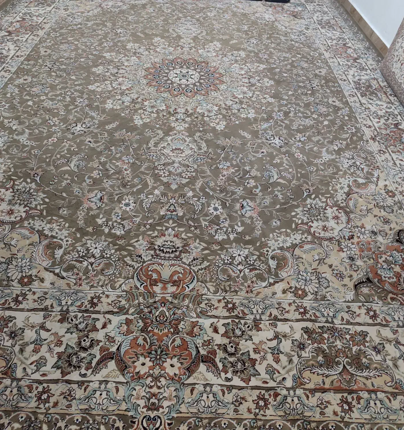 دو تخته فرش ۱۲ متری ۷۰۰ شانه|فرش|کرمانشاه, |دیوار