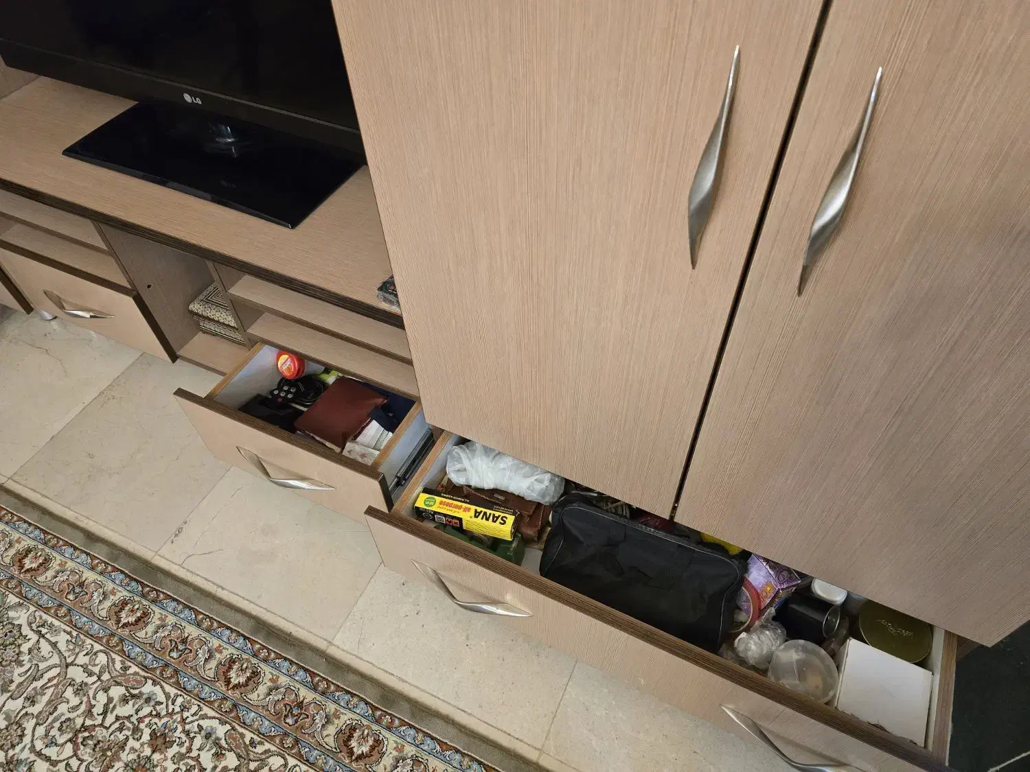 کمد دیواری دارای جای تلویزیون|جاکفشی، کمد، دراور|ری, شهادت|دیوار