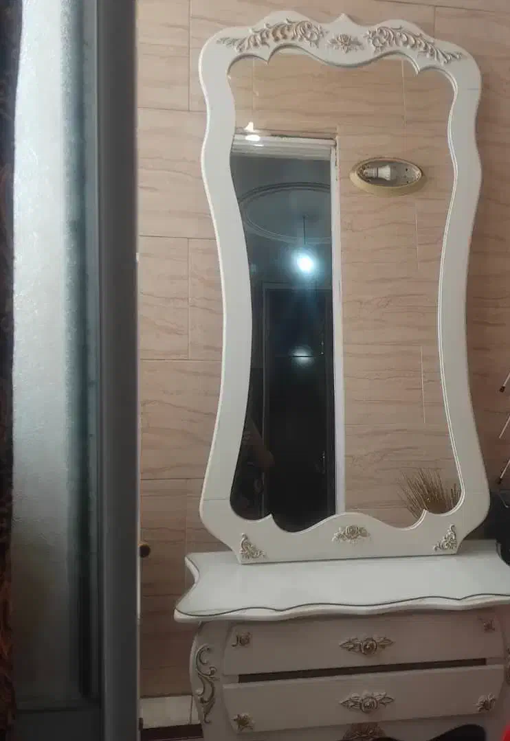 میز آینه و شمعدان|آینه|رشت, استادسرا|دیوار