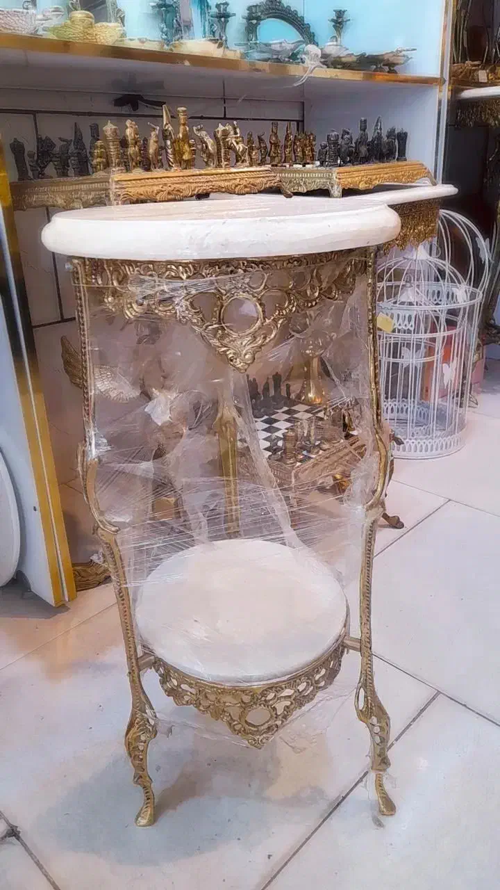 میز برنجی میز الیاژ|صنایع دستی و سایر لوازم تزئینی|مشهد, تلگرد|دیوار