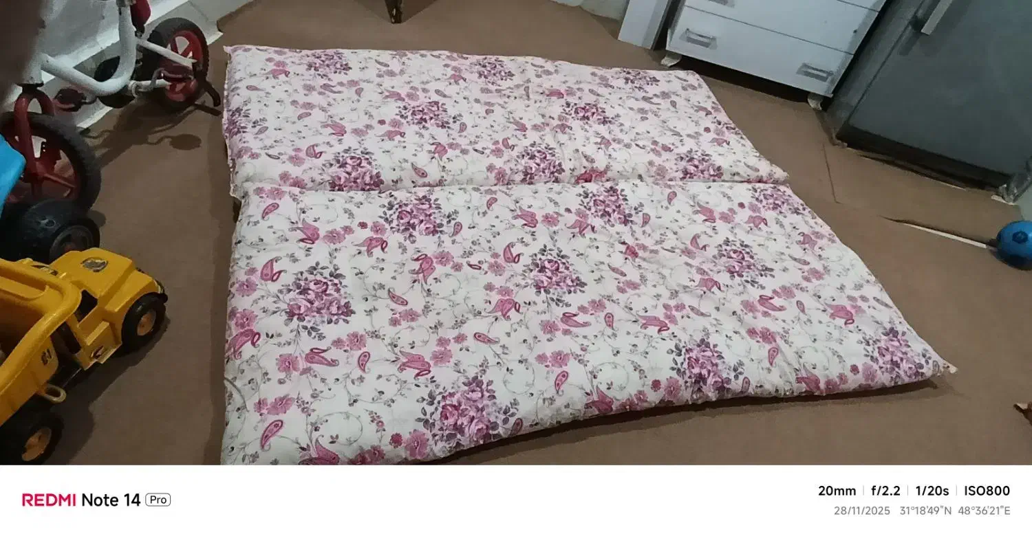 تشک پنبه ای|رختخواب، بالش، پتو|اهواز, گلدشت|دیوار