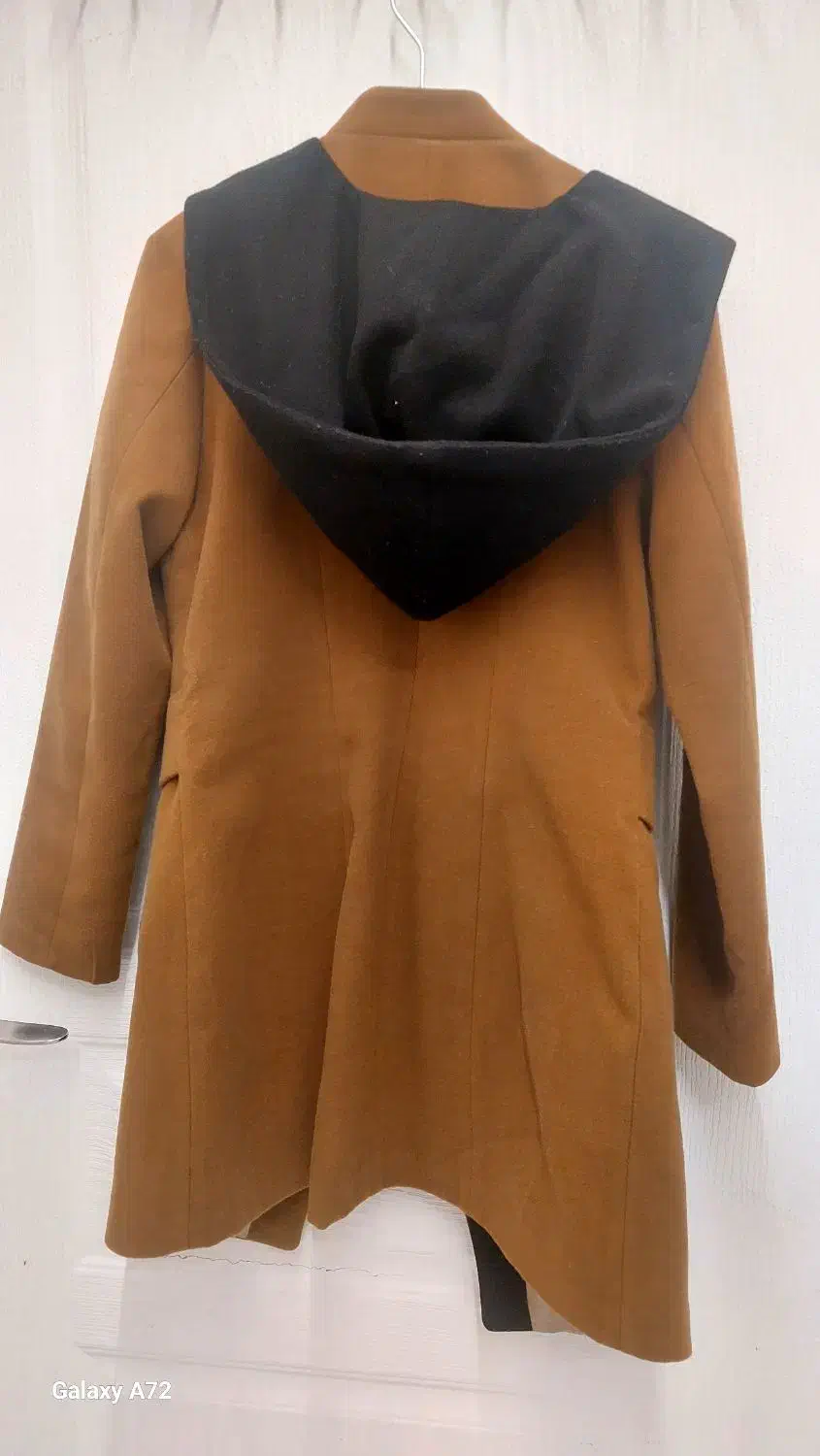 پالتوی زنانه در حد نو بدون پارگی وخرابی|لباس|تهران, زرکش|دیوار