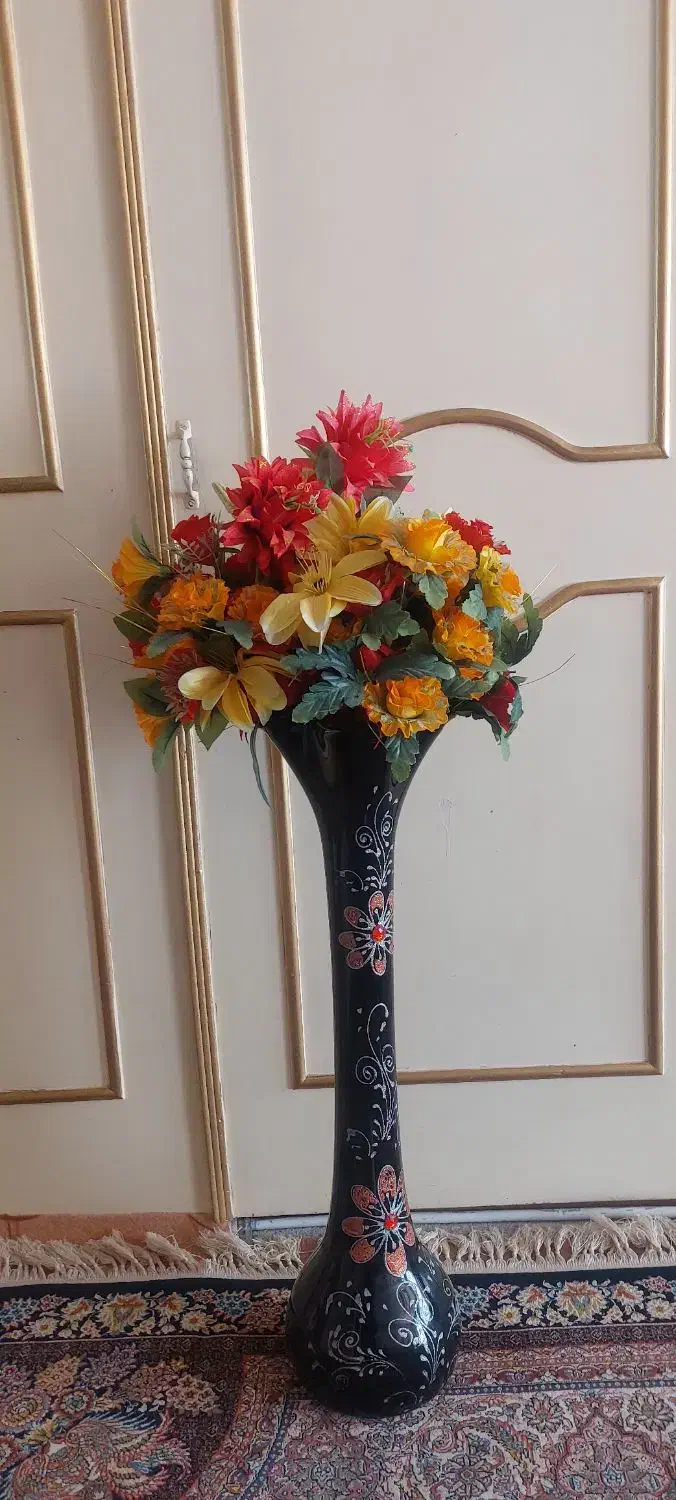 گلدان همراه گل|گل مصنوعی|بجنورد, |دیوار