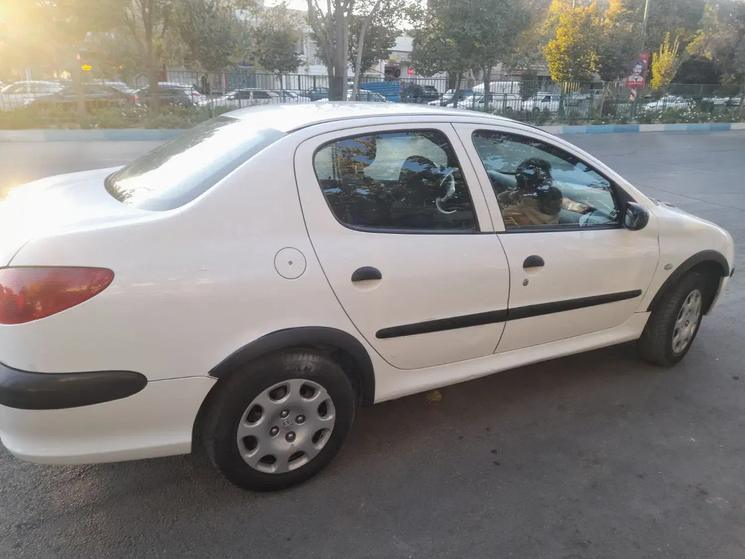 پژو ۲۰۶ sd  رنگ فابریک v20|خودرو سواری و وانت|خمینی‌شهر, |دیوار