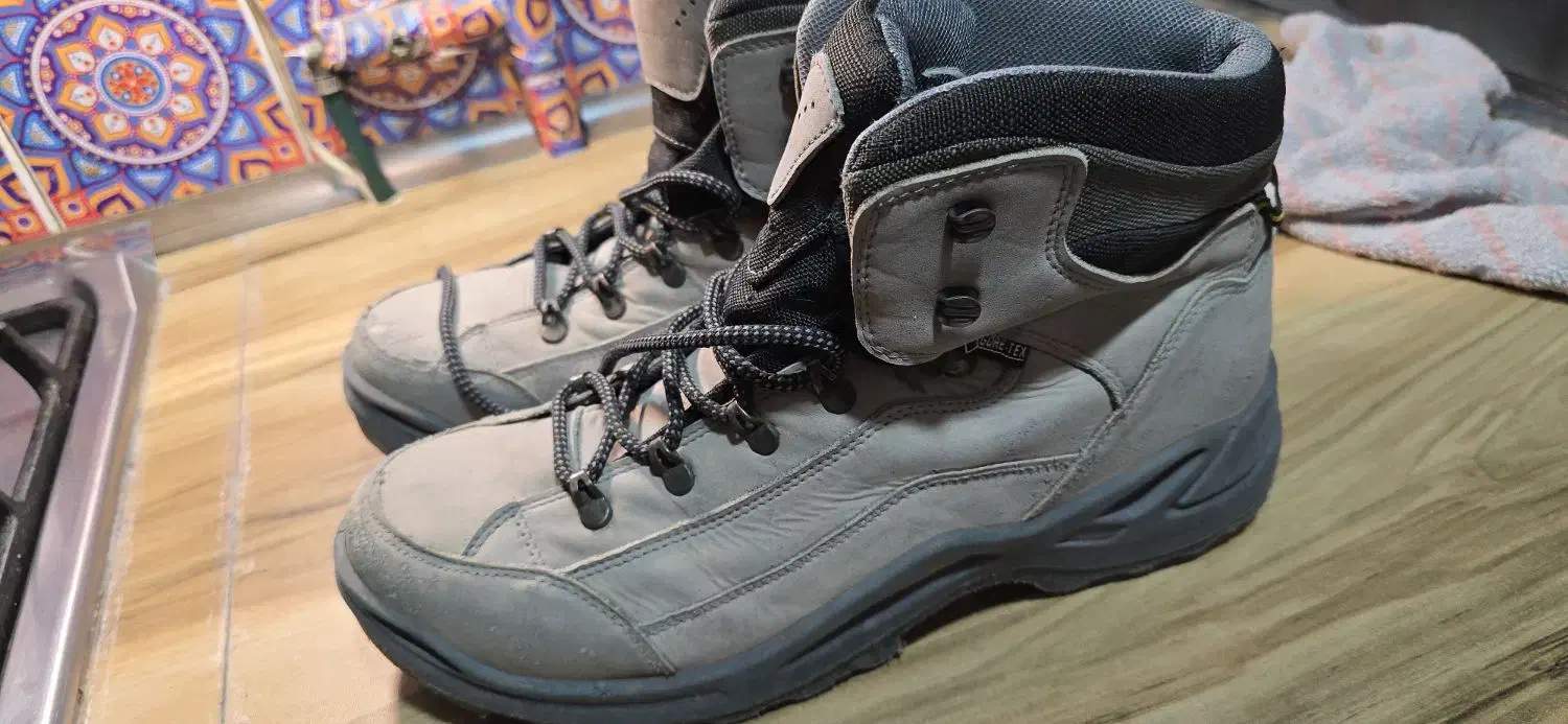 کفش کوهنوردی سایز بزرگ|کوهنوردی و کمپینگ|تهران, جوادیه|دیوار
