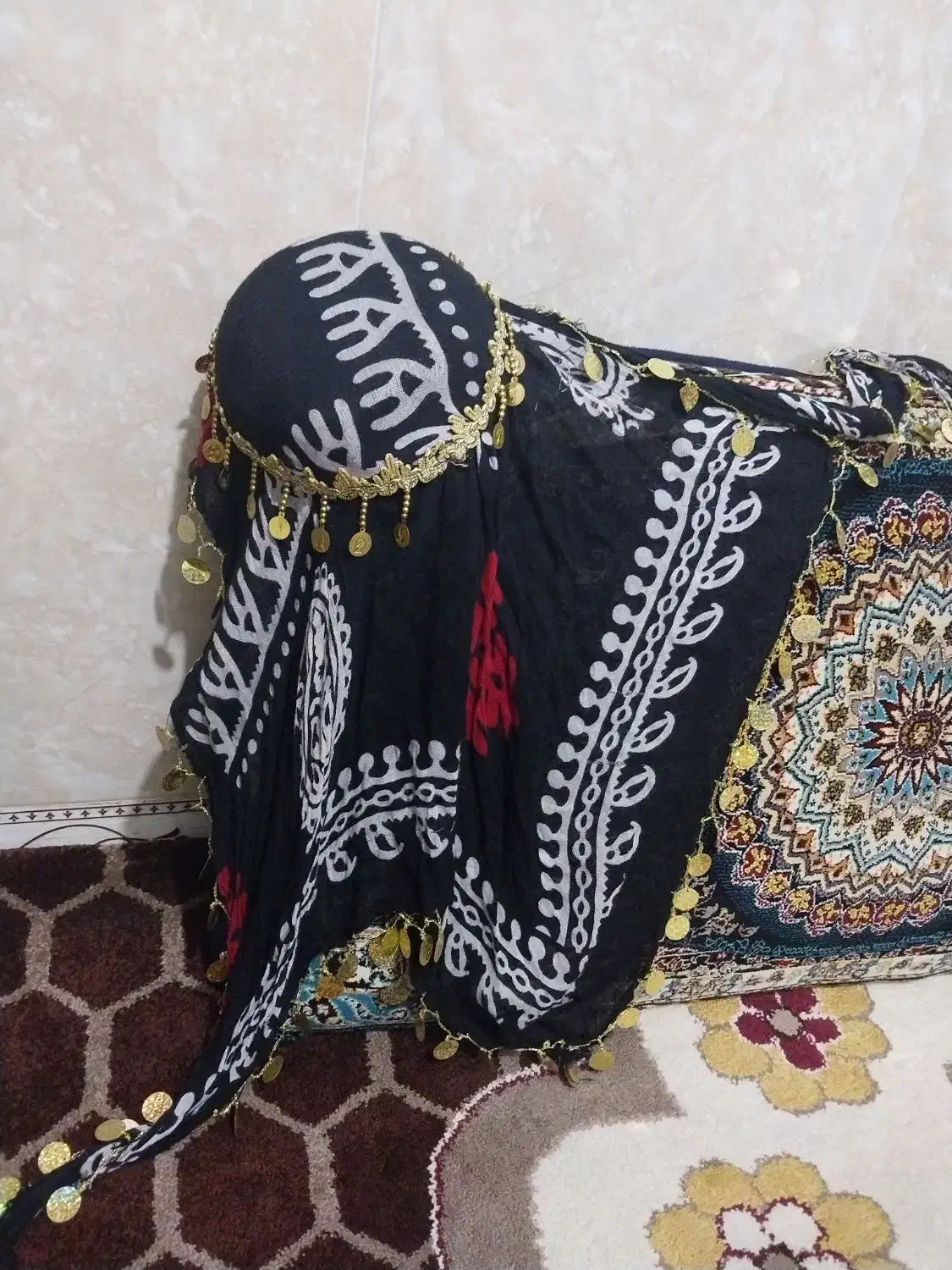 کلاه|لباس|ساوه, |دیوار