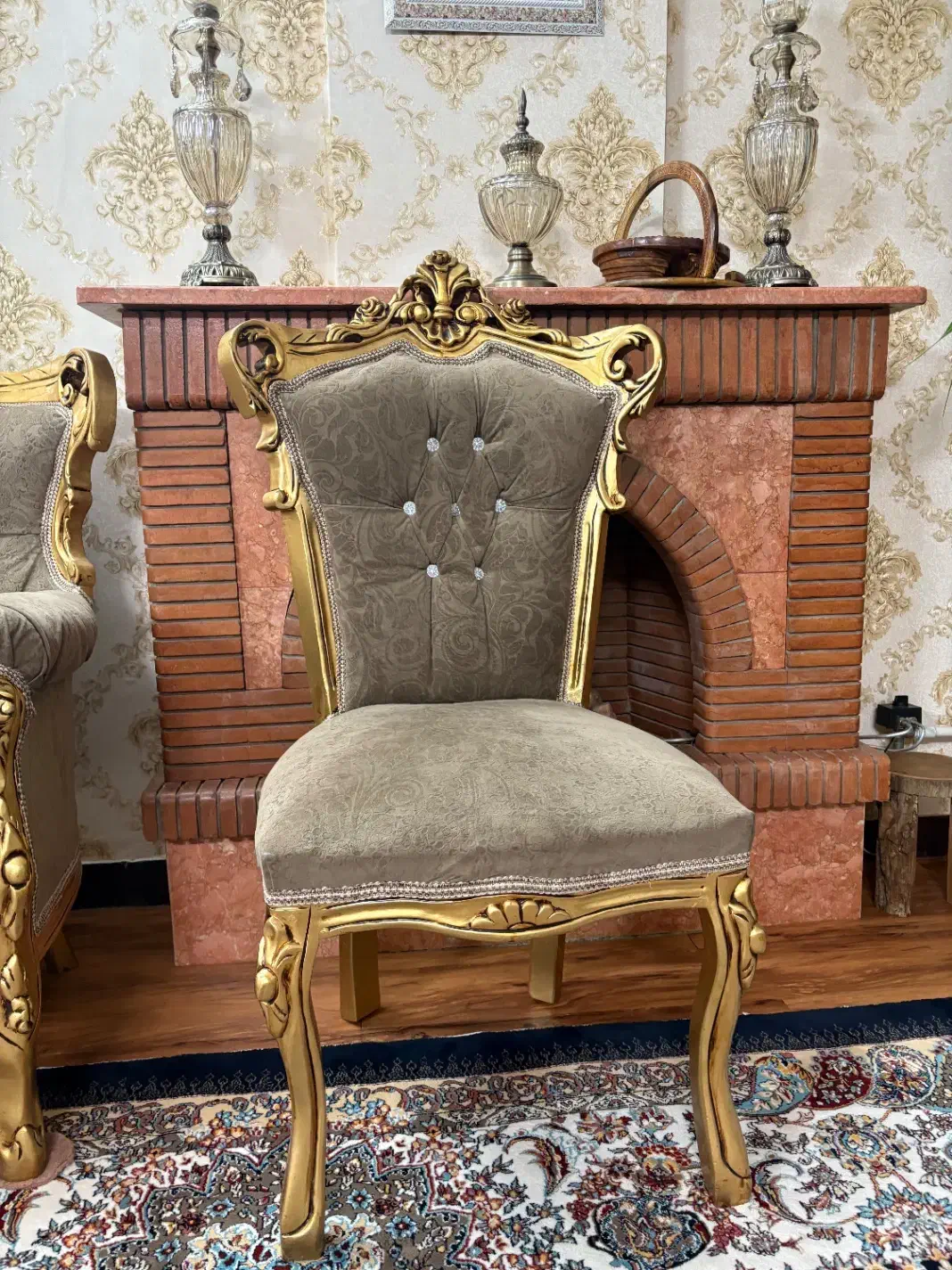 مبل سلطنتی ۹نفره|مبلمان خانگی و میز عسلی|بروجرد, |دیوار