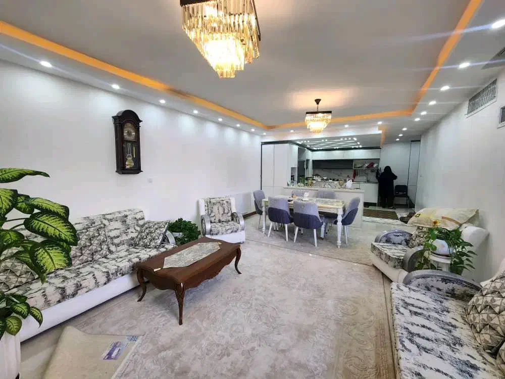 فروش آپارتمان ۱۱۰ متری سند تک برگ شهرک گلستان|فروش آپارتمان|شیراز, شهرک گلستان|دیوار