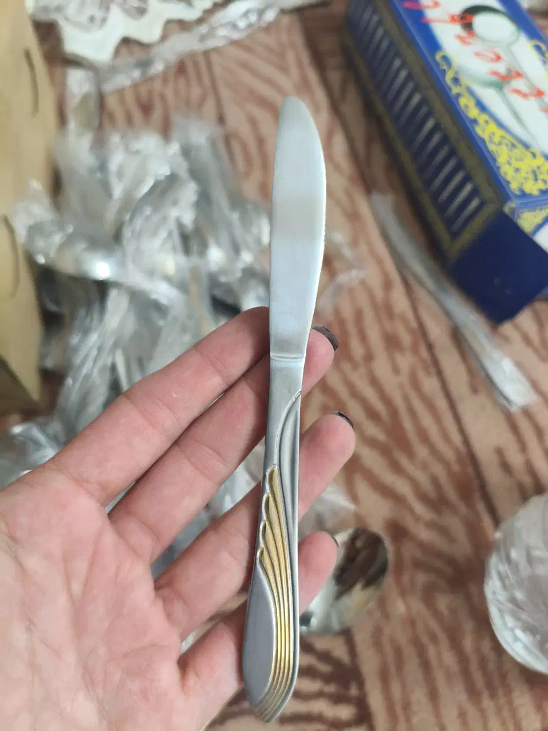 سرویس قاشق چنگال باترفلای|ظروف سرو و پذیرایی|فولادشهر, A3|دیوار