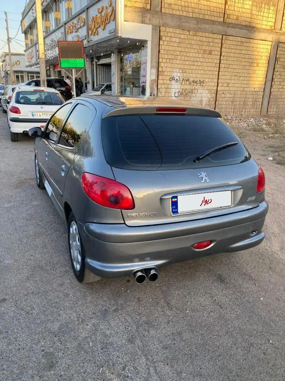 فروشی۲۰۶تیپ۲کمکار|خودرو سواری و وانت|بوئین زهرا, |دیوار