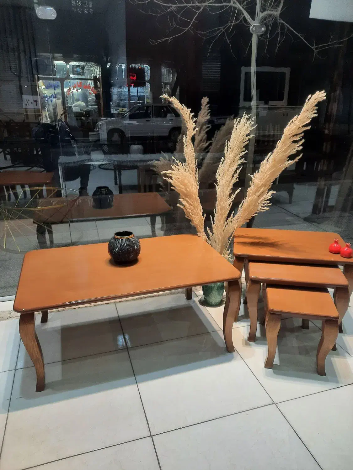 جلومبلی شیک و ساده|مبلمان خانگی و میز عسلی|قم, شاه ابراهیم|دیوار