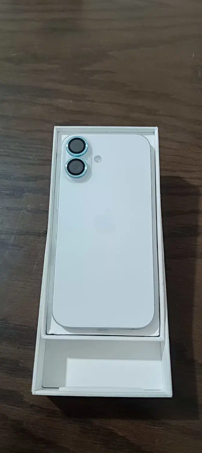 iPhone 16|موبایل|چهارباغ, |دیوار