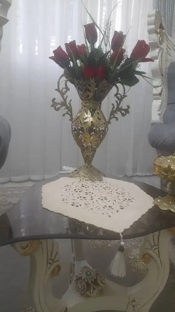 گلدان برنجی سنگین وزن|کلکسیون اشیاء عتیقه|رباط‌کریم, الارد|دیوار