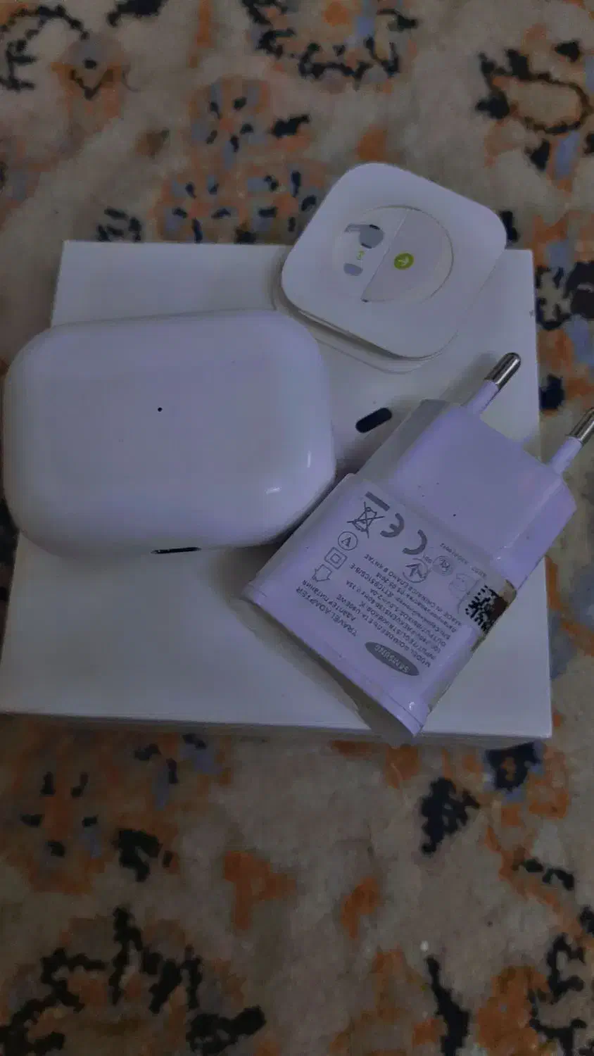 ایرپاد فروش فوری|لوازم جانبی موبایل و تبلت|سبزوار, گلشن|دیوار