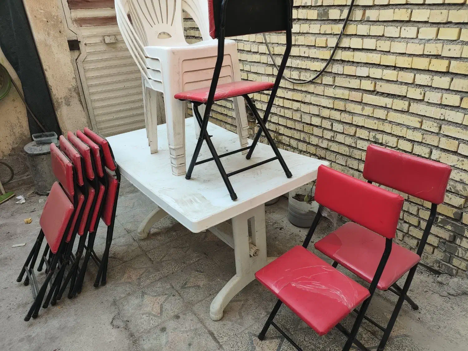 میز و صندلی|صندلی و نیمکت|چمران, |دیوار