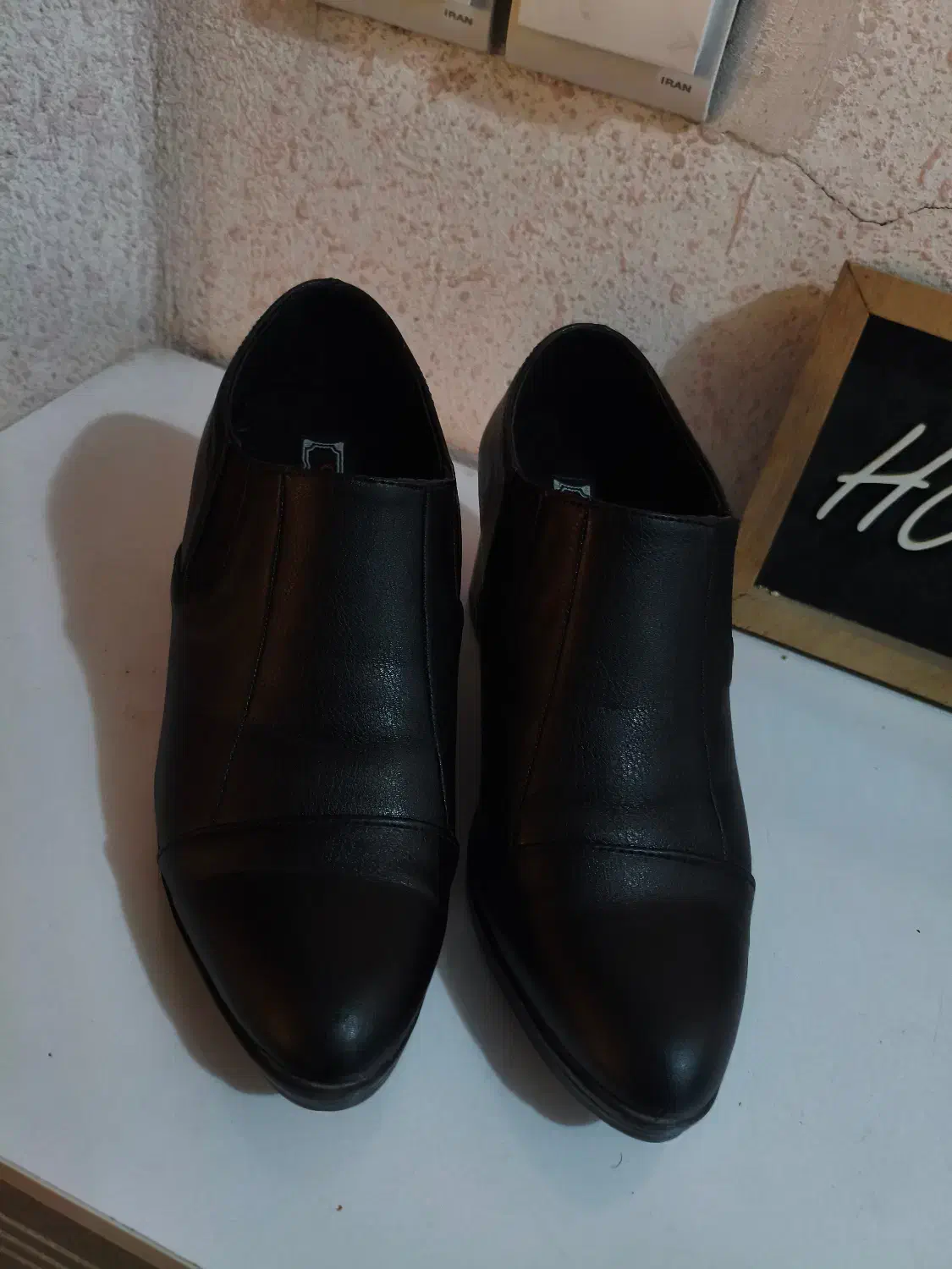 کفش زنانه چرم مشکی|کیف، کفش، کمربند|شیراز, زرهی|دیوار