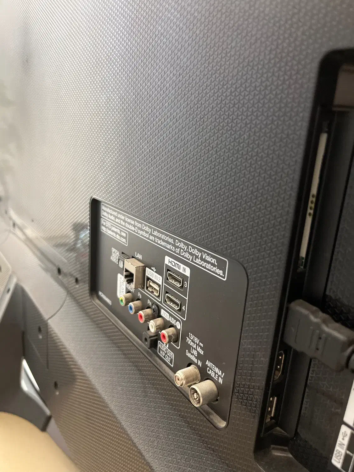 تلوزیون ال جی|تلویزیون و پروژکتور|پرند, فاز ۰|دیوار