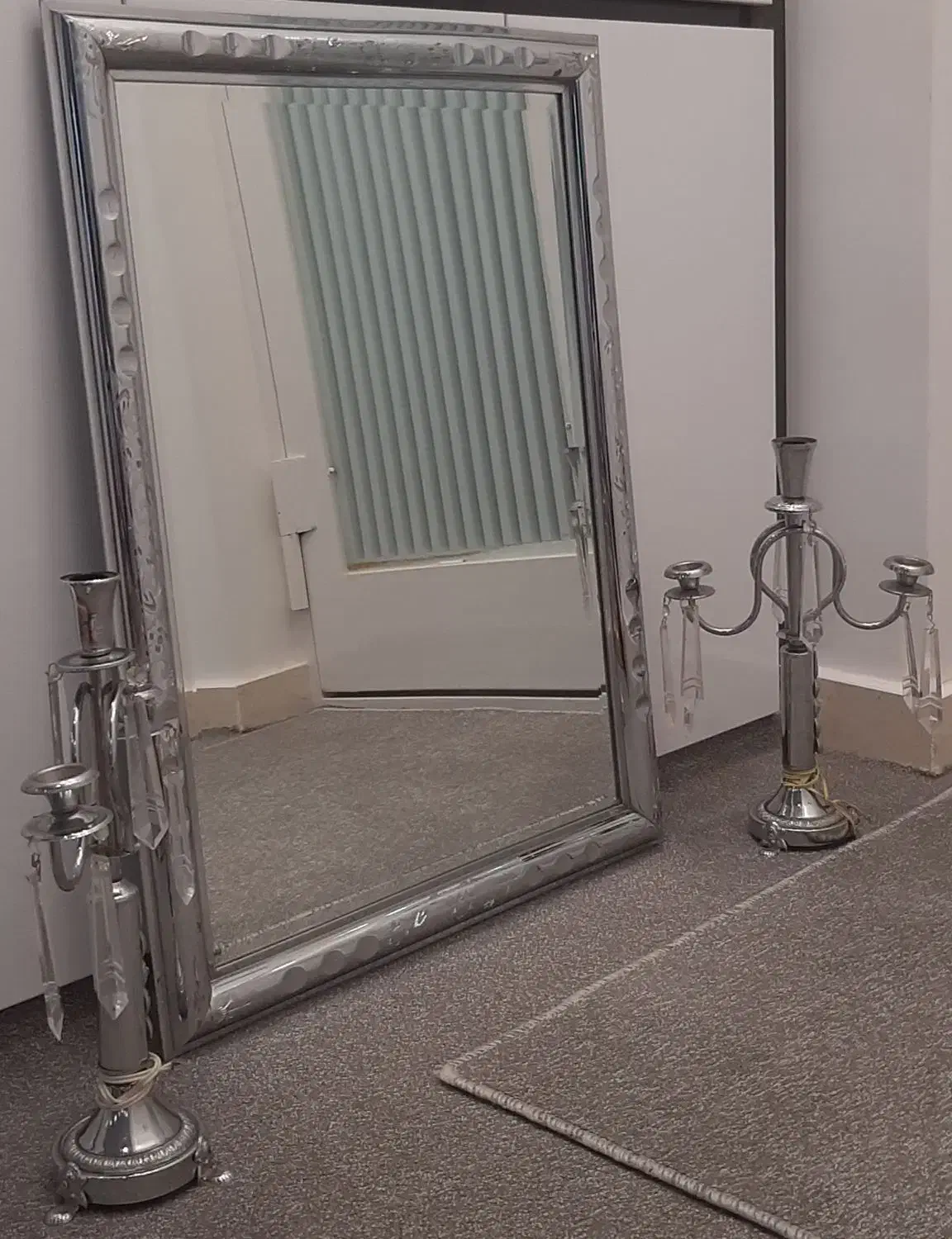 آینه و شمعدان|آینه|کاشان, صنعت|دیوار