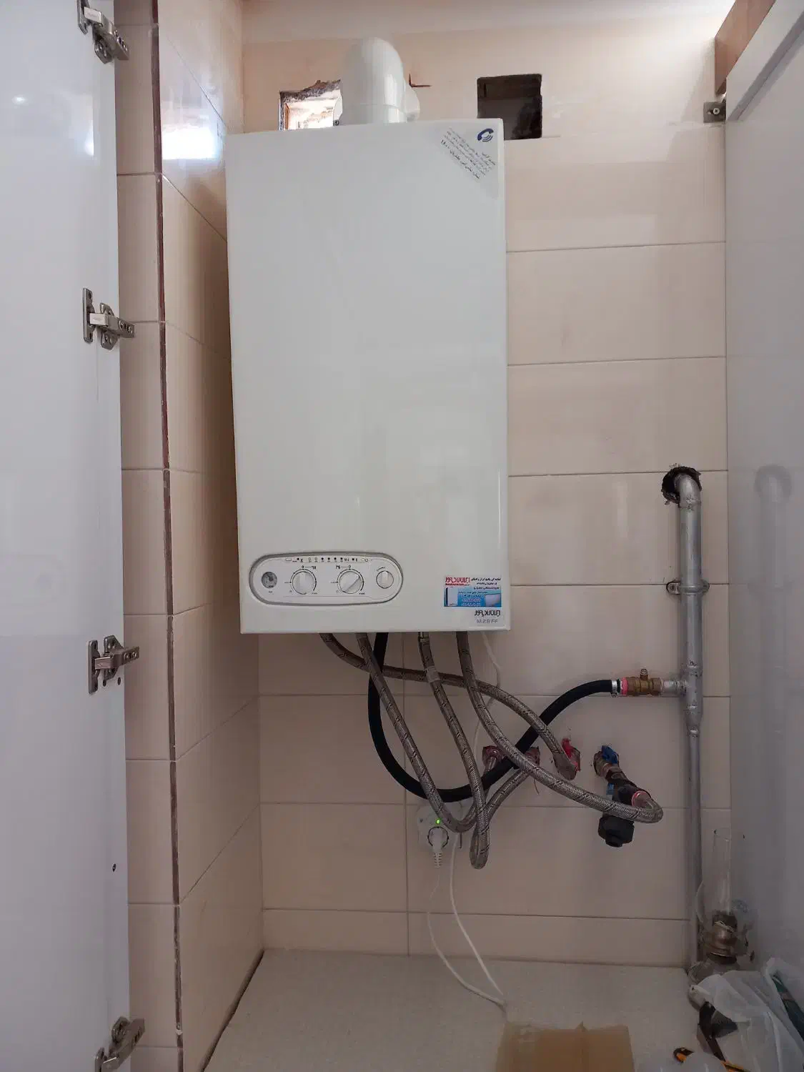 تعمیرات تخصصی انواعپکیچ|خدمات پیشه و مهارت|اردبیل, |دیوار