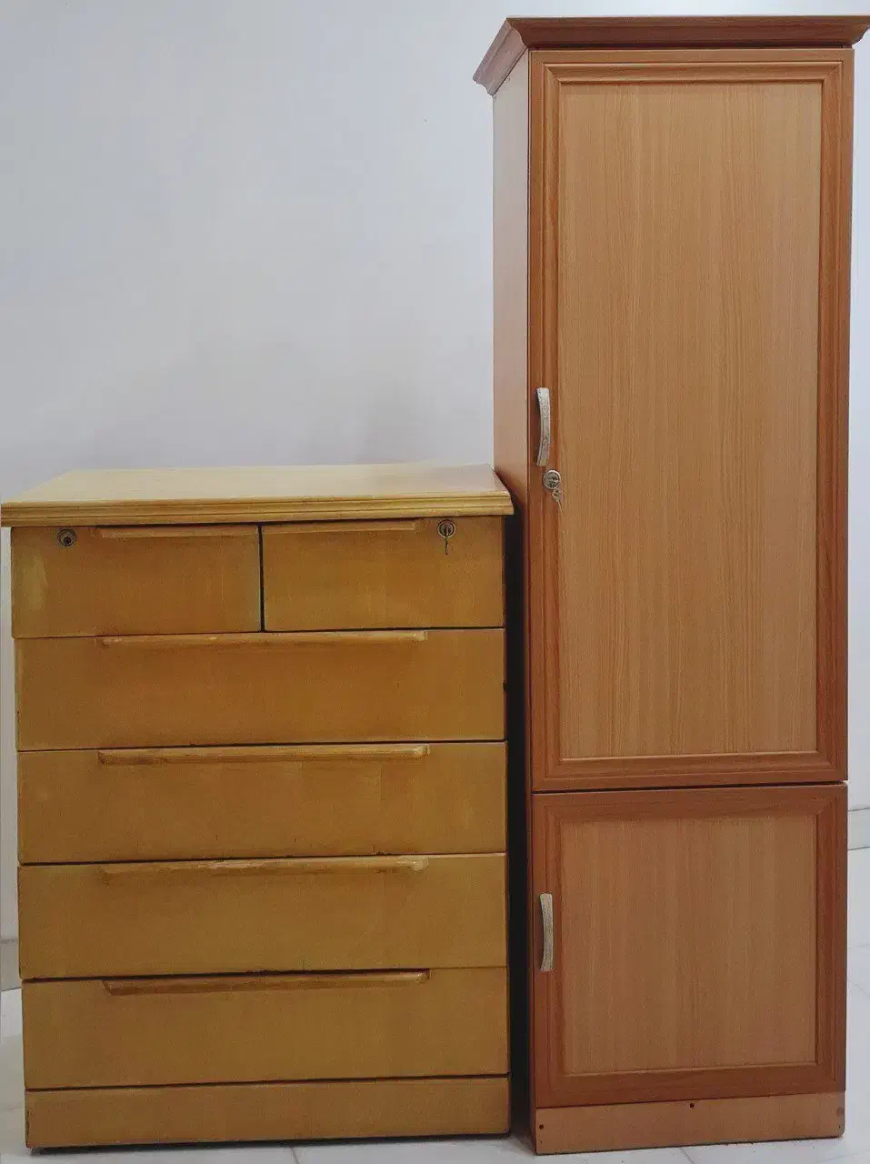 کمد ودراور|جاکفشی، کمد، دراور|اراک, |دیوار