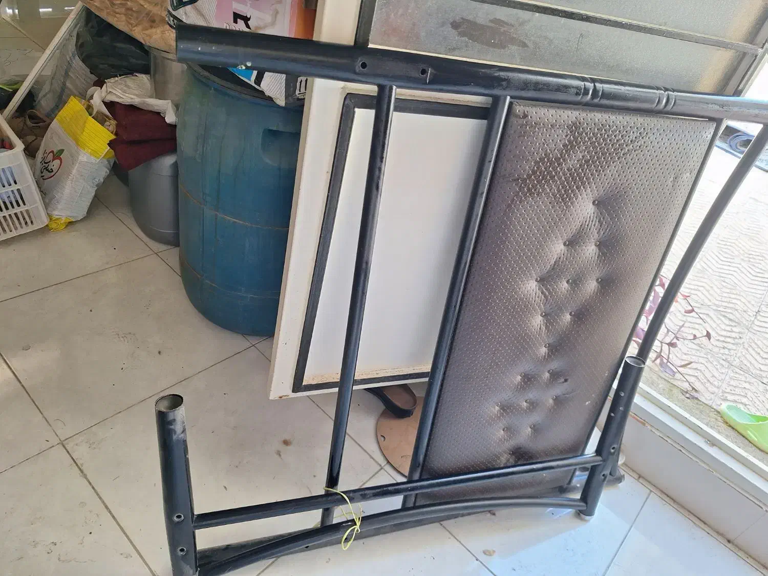 کره گیر و تختخواب|تخت و سرویس خواب|پارسآباد, |دیوار