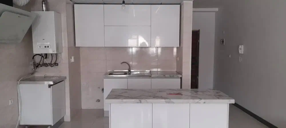 بناسازان دو خواب طبقه اخر ویودار|فروش آپارتمان|صدرا-فارس, فاز ۲|دیوار