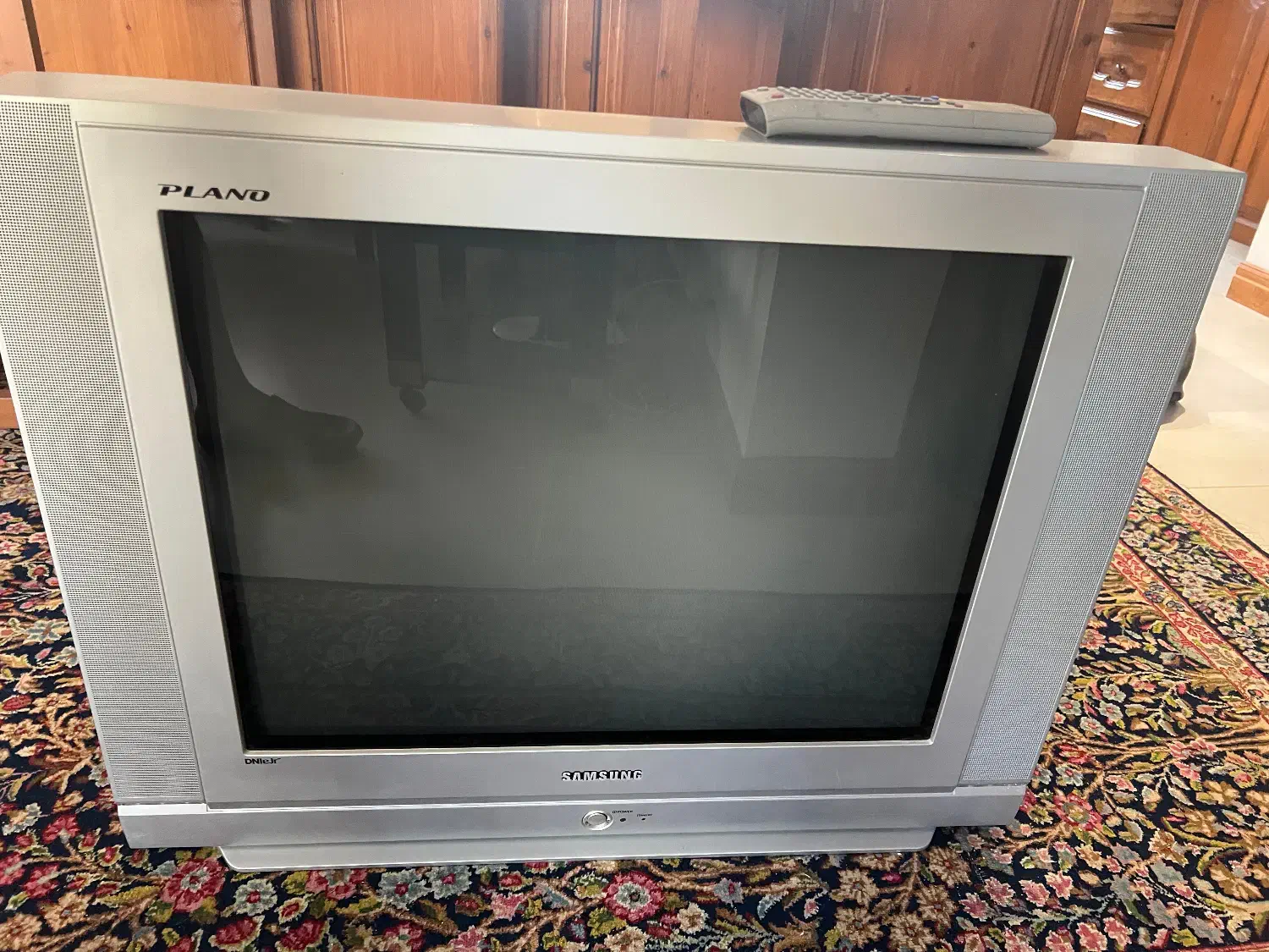 تلویزیون 21 اینچ Samsung Plano|تلویزیون و پروژکتور|سلمان‌شهر, |دیوار